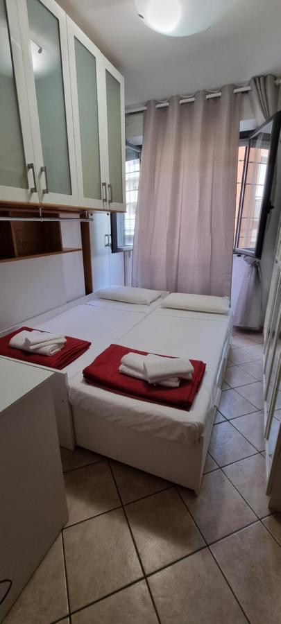 Chic & Relax Apartment Rimini Bagian luar foto